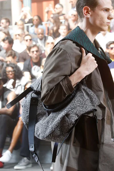 Look 6